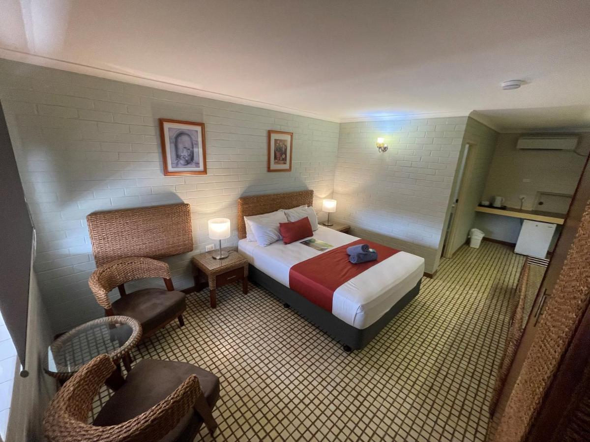 קתרין Pine Tree Motel מראה חיצוני תמונה