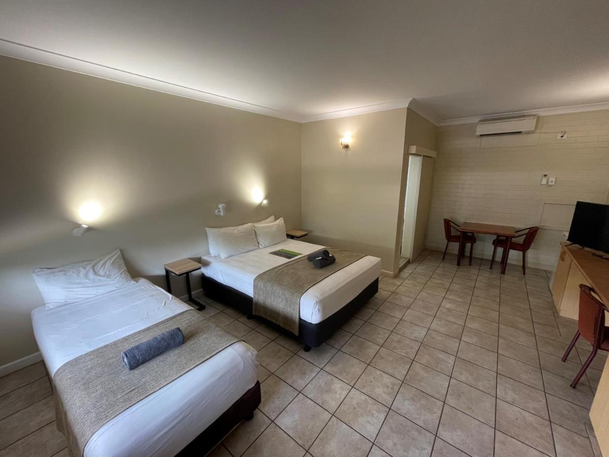 קתרין Pine Tree Motel מראה חיצוני תמונה