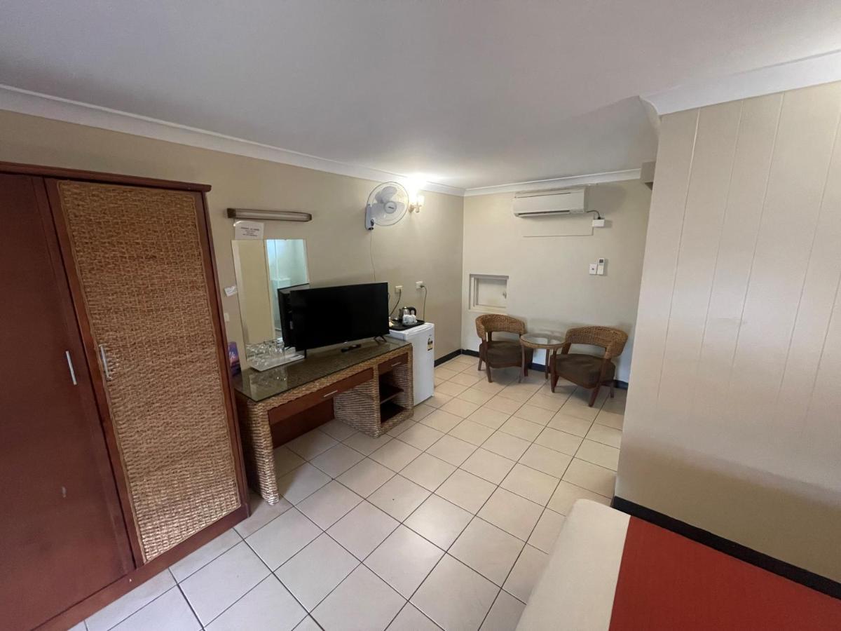 קתרין Pine Tree Motel מראה חיצוני תמונה