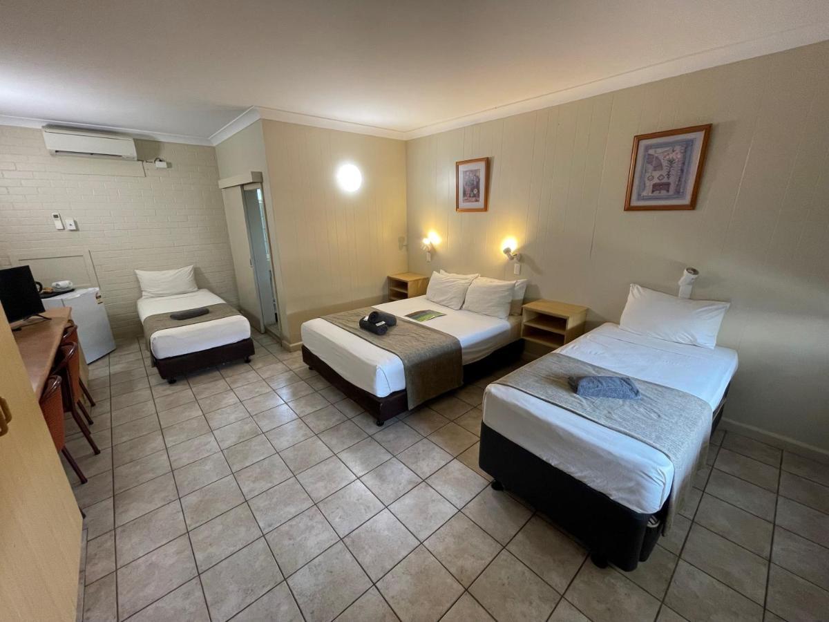קתרין Pine Tree Motel מראה חיצוני תמונה