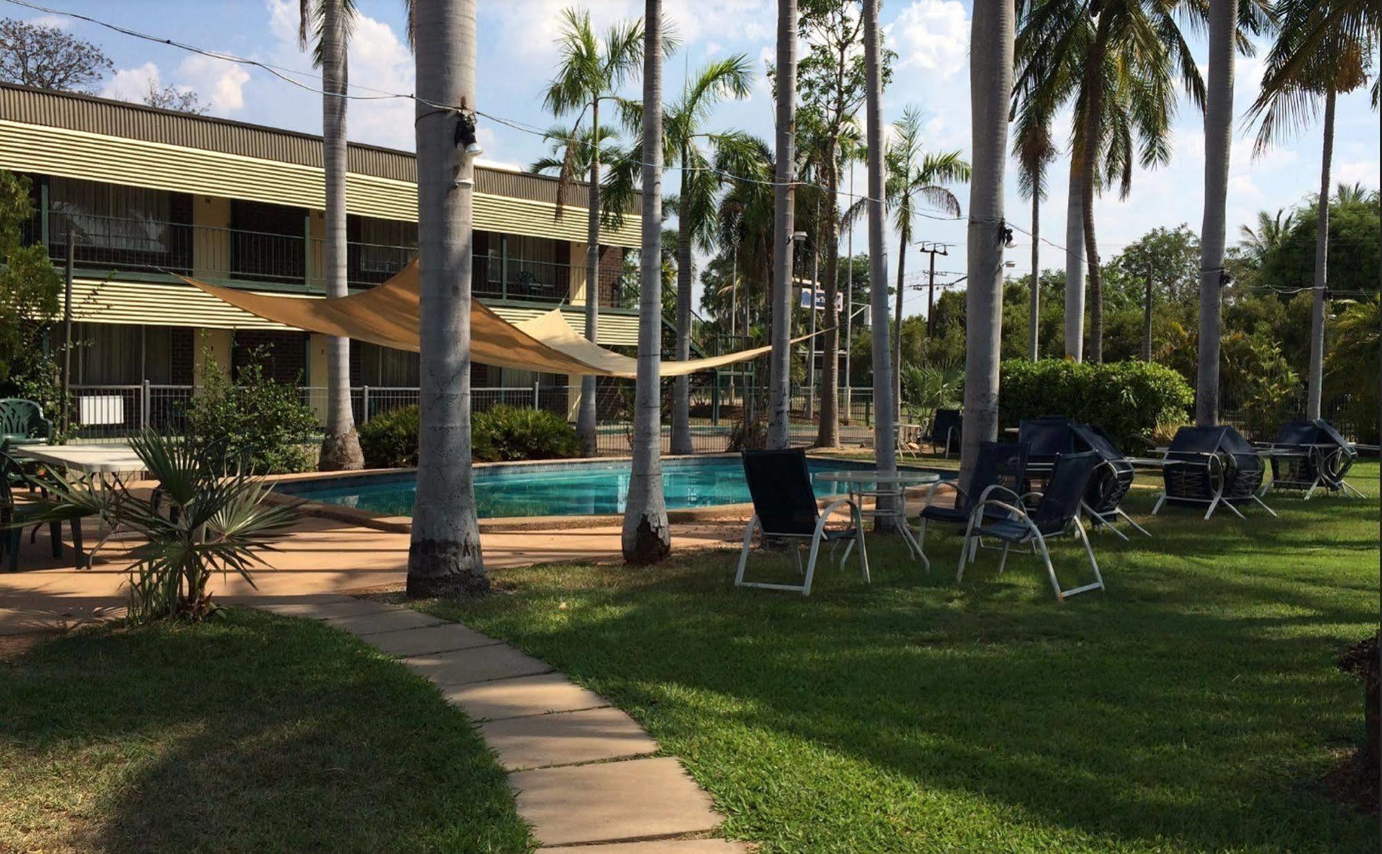 קתרין Pine Tree Motel מראה חיצוני תמונה