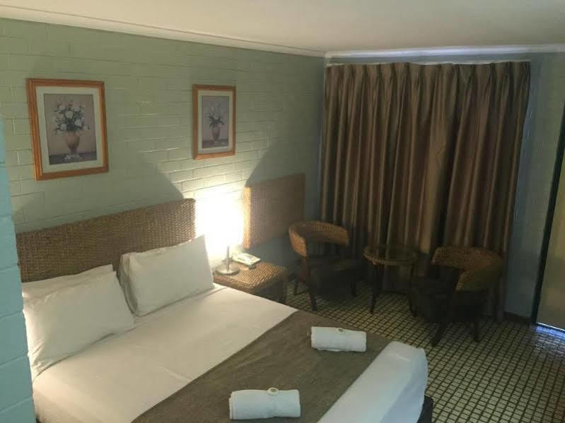 קתרין Pine Tree Motel מראה חיצוני תמונה