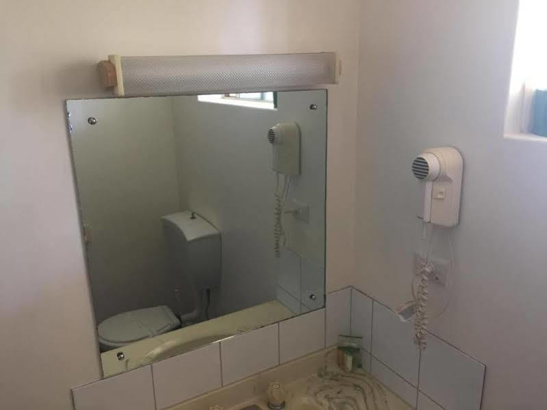 קתרין Pine Tree Motel מראה חיצוני תמונה